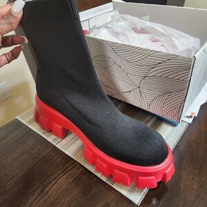 Black/ Red Chase Chloe boots